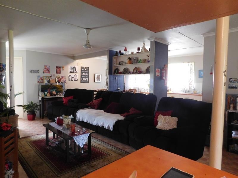 8 Knobel Street, North Mackay QLD 4740