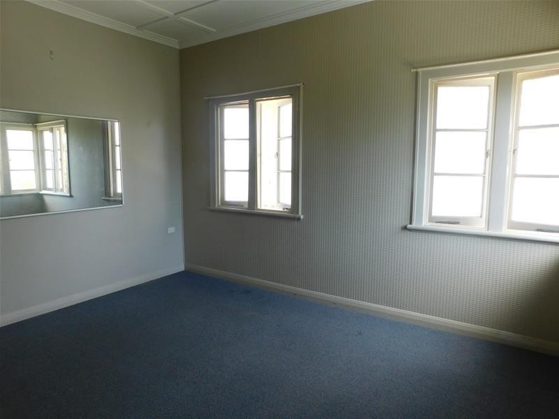 8 Knobel Street, North Mackay QLD 4740