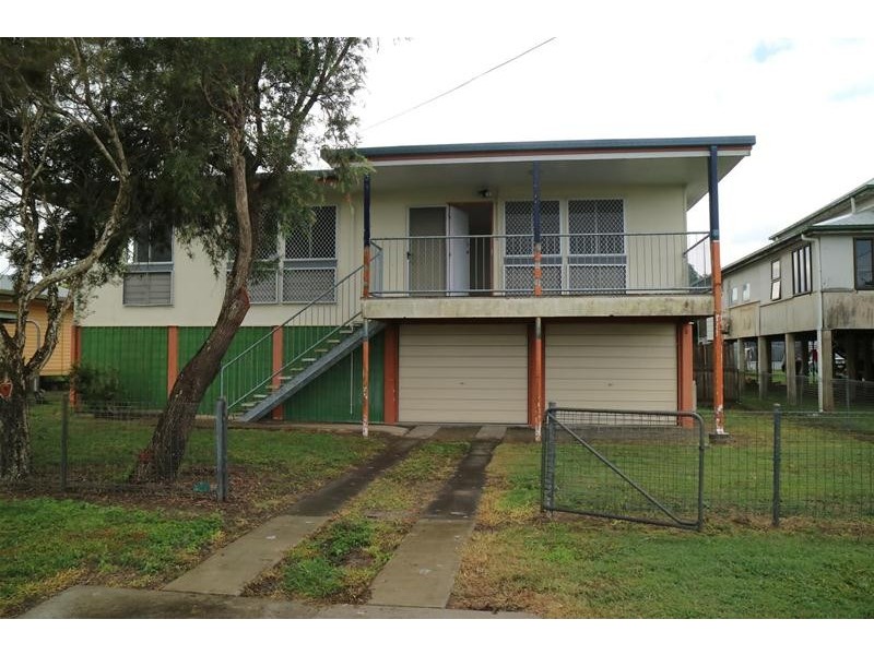 11 Mary Street, Mirani QLD 4754