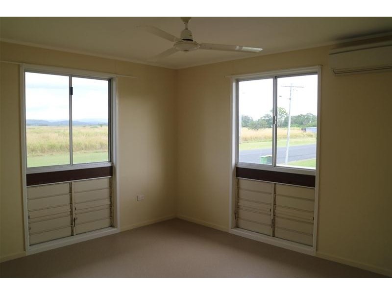 11 Mary Street, Mirani QLD 4754