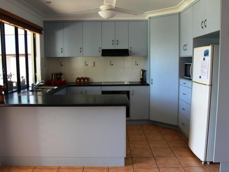 4 Crescent  Street, Armstrong Beach QLD 4737