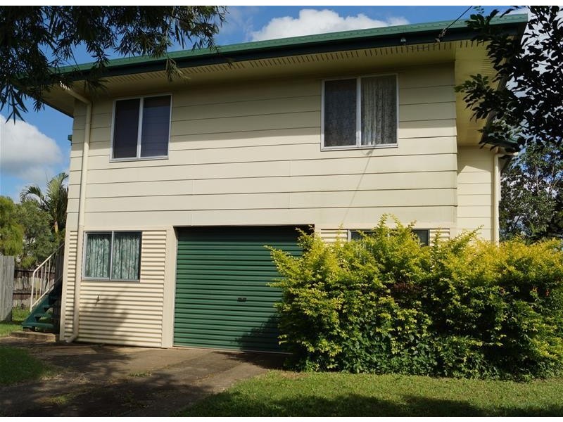 4 Kathleen Street, Sarina QLD 4737