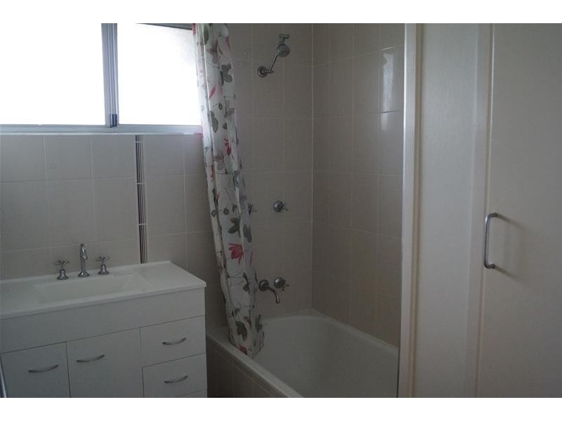 4 Kathleen Street, Sarina QLD 4737