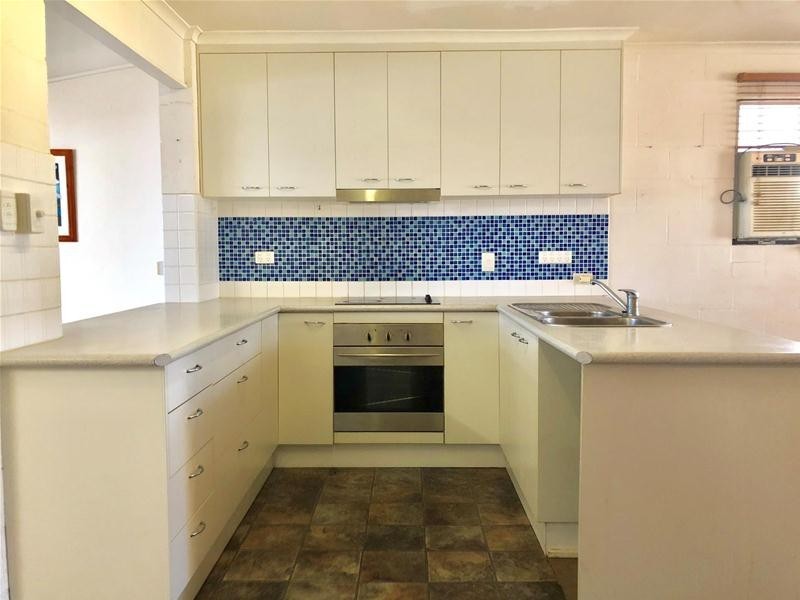 2/37 Edmonds Street, Bucasia QLD 4750