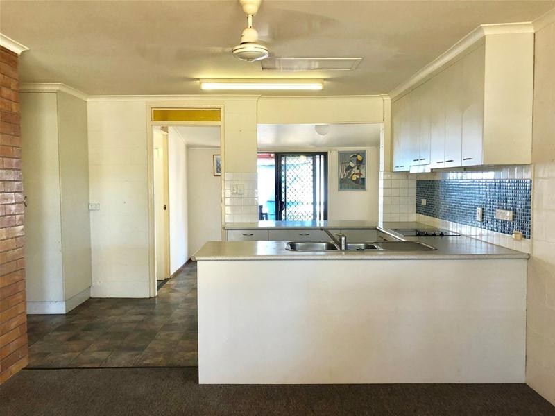 2/37 Edmonds Street, Bucasia QLD 4750