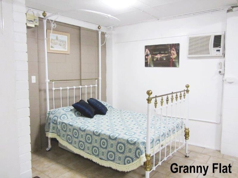 2/37 Edmonds Street, Bucasia QLD 4750