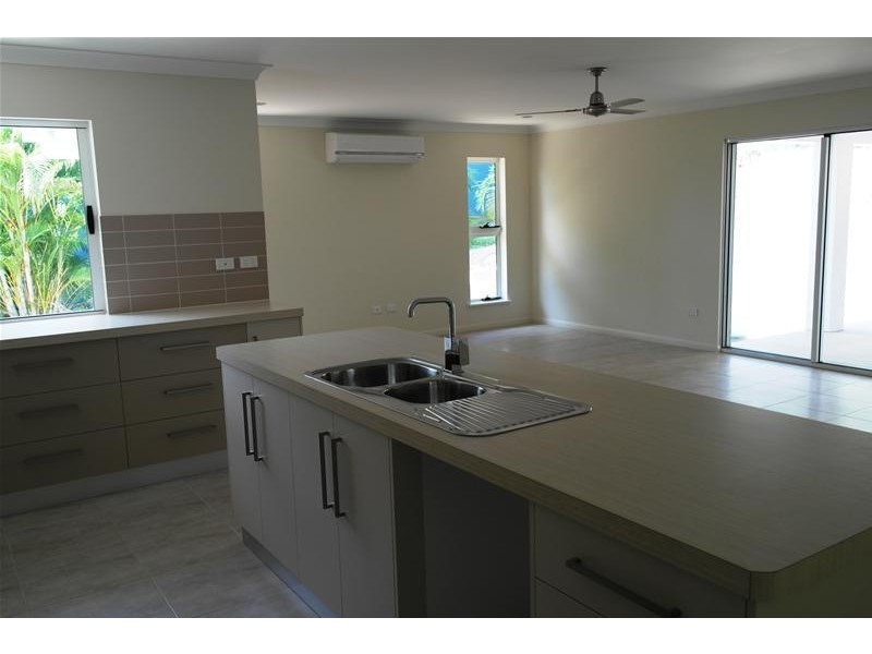 39 Brooksfield Drive, Sarina Beach QLD 4737