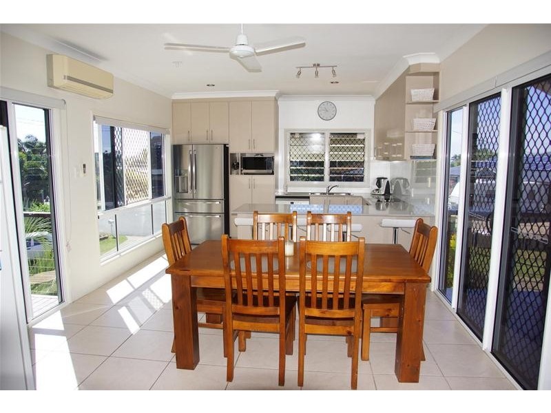 28 Hackett Court, Campwin Beach QLD 4737