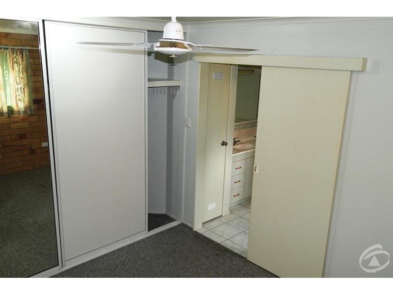 4/12 East Street, Sarina QLD 4737