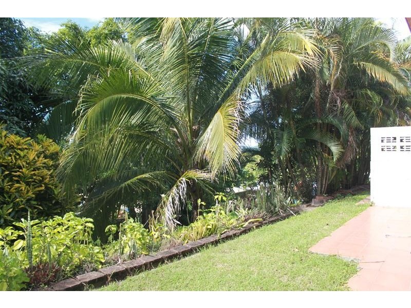 1/30 Langdon Street, Sarina QLD 4737