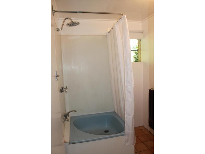 1/30 Langdon Street, Sarina QLD 4737