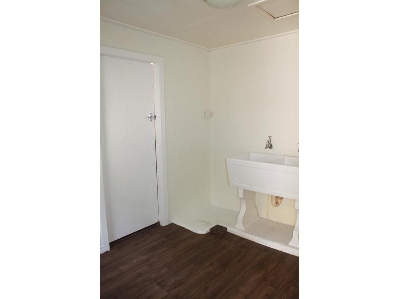 1/30 Langdon Street, Sarina QLD 4737