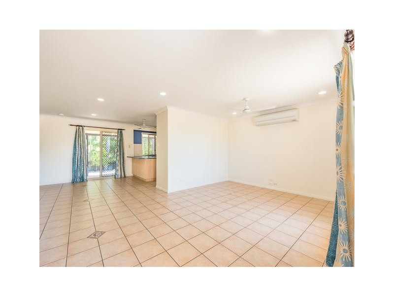 17 Seabreeze Court, Slade Point QLD 4740