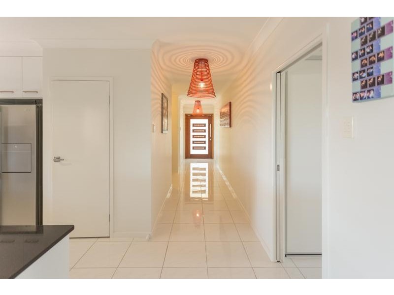 16 Wilcox Street, Eimeo QLD 4740