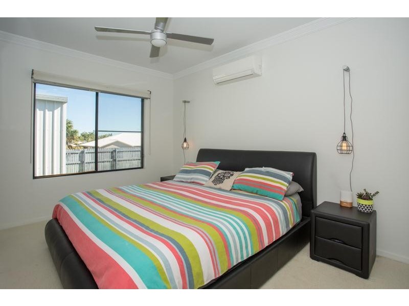 16 Wilcox Street, Eimeo QLD 4740