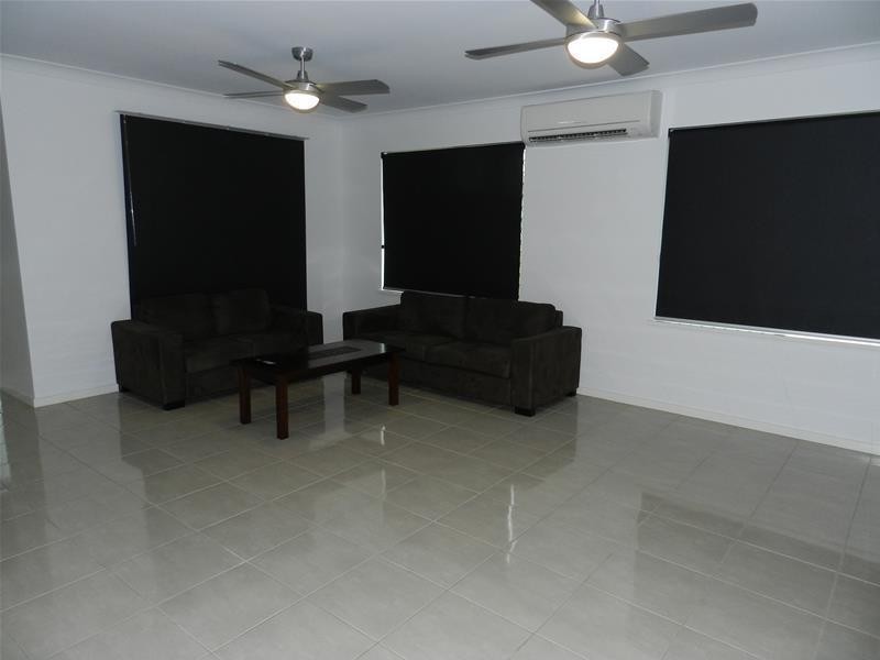 11 Hook Court, Sarina QLD 4737