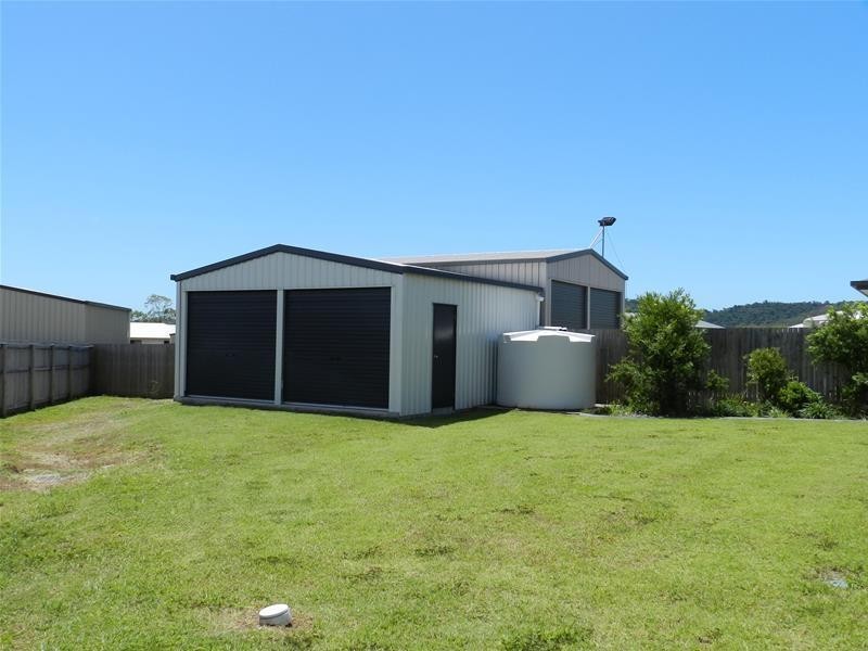 11 Hook Court, Sarina QLD 4737