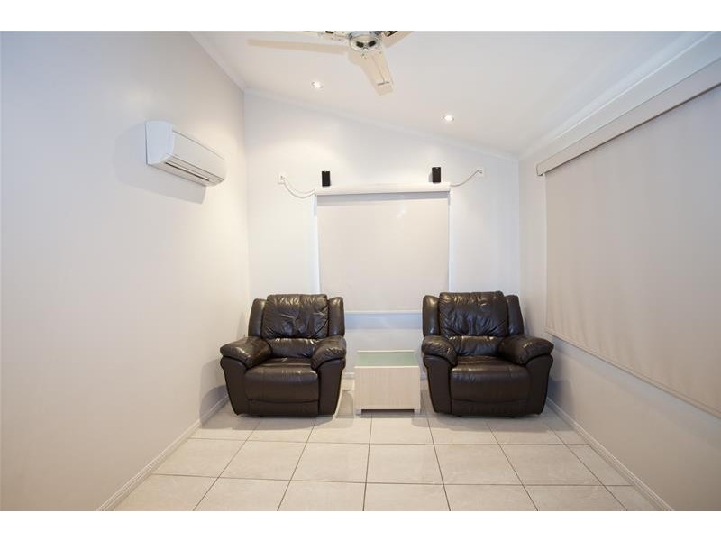 12 Morris Street, Campwin Beach QLD 4737