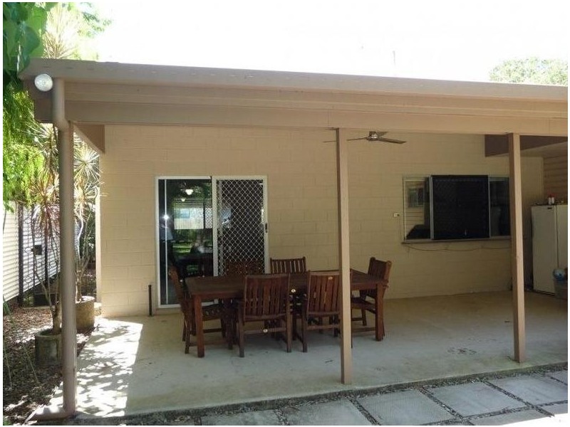 10 Jansen Street, Slade Point QLD 4740