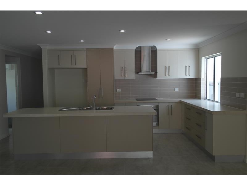 39 Brooksfield Drive, Sarina Beach QLD 4737