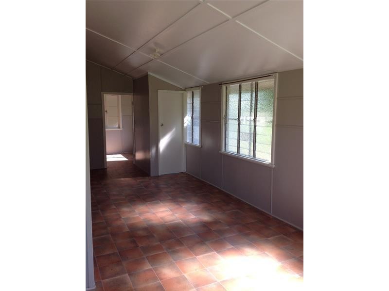 246 West Plane Creek Road, Sarina QLD 4737