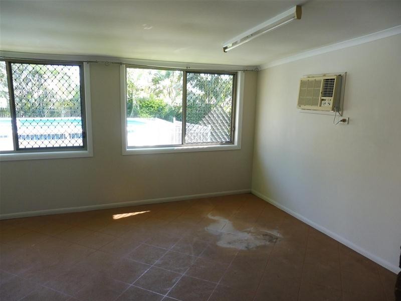 6 Kristy Crescent, Eimeo QLD 4740