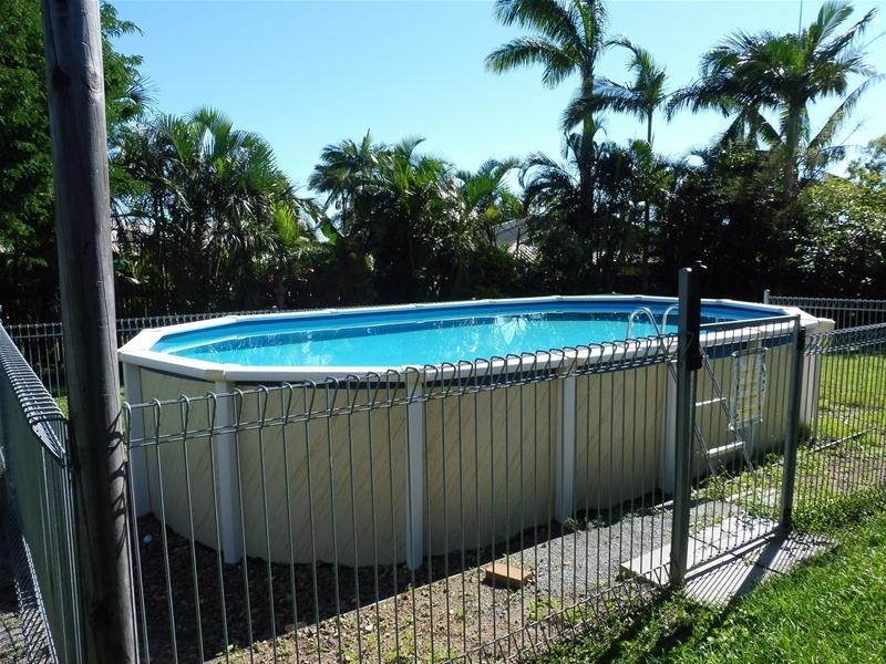 6 Kristy Crescent, Eimeo QLD 4740