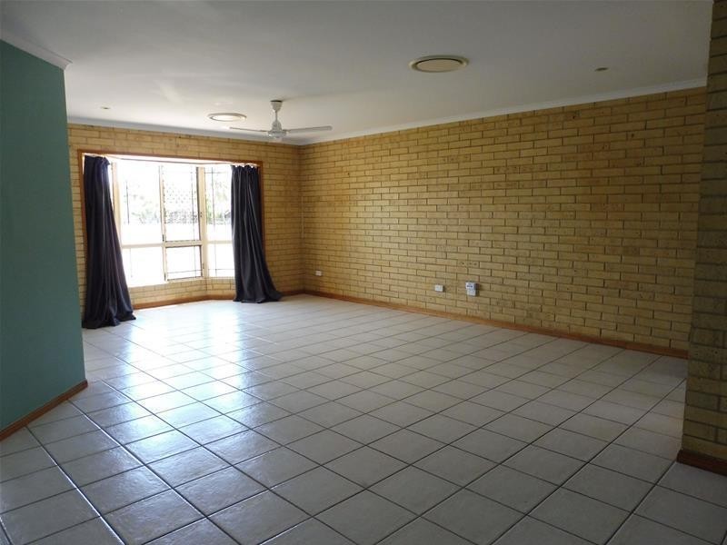 42 Amhurst Street, Slade Point QLD 4740