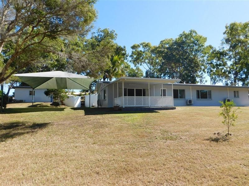 41 Crescent Street, Armstrong Beach QLD 4737