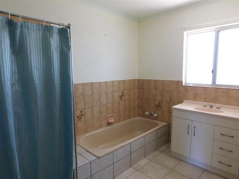 41 Crescent Street, Armstrong Beach QLD 4737