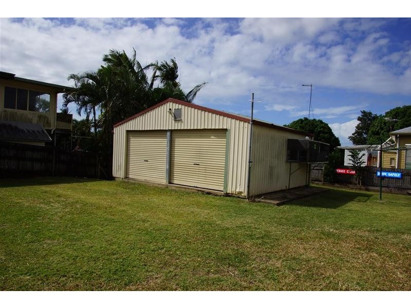 26 Leslie Street, Sarina QLD 4737