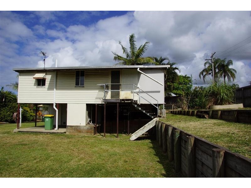 26 Leslie Street, Sarina QLD 4737