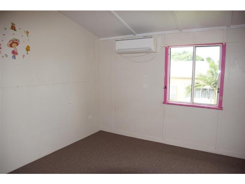 26 Leslie Street, Sarina QLD 4737