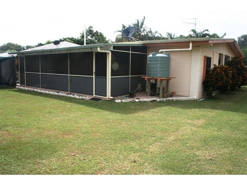 63 Melba Street, Armstrong Beach QLD 4737