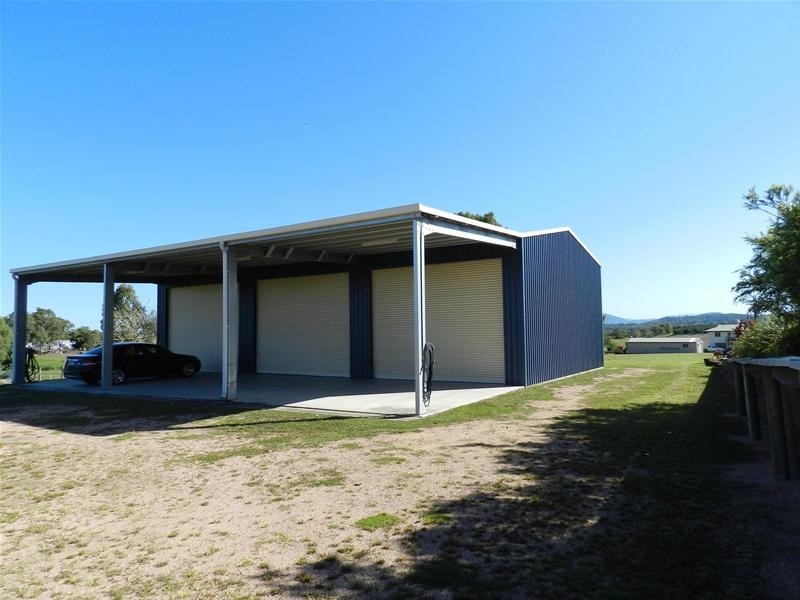 930 Grasstree Road, Sarina Beach QLD 4737