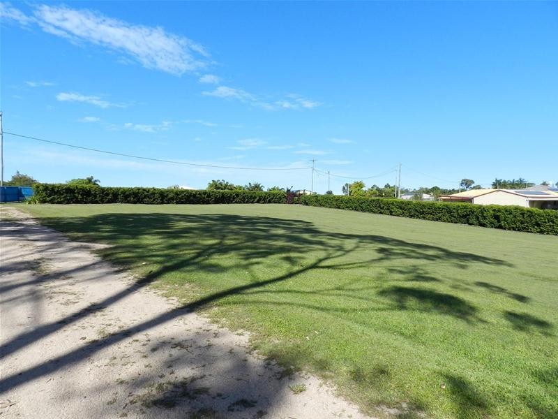 930 Grasstree Road, Sarina Beach QLD 4737