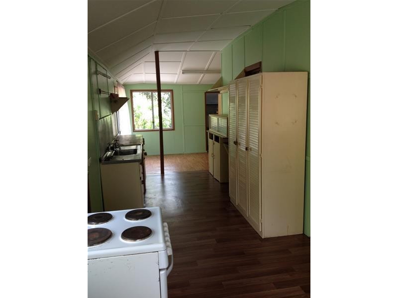 176 Middle Creek Road, Sarina QLD 4737