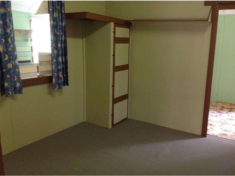 176 Middle Creek Road, Sarina QLD 4737