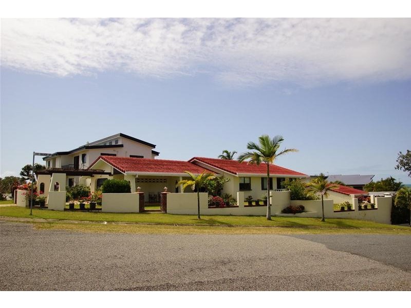 2 Hillside Drive, Grasstree Beach QLD 4740