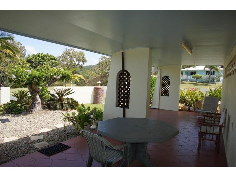 2 Hillside Drive, Grasstree Beach QLD 4740