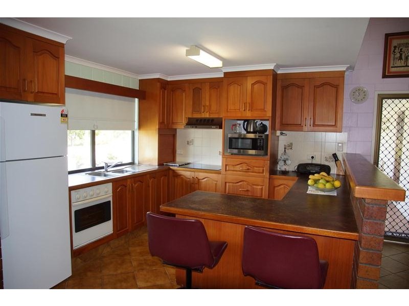 2 Hillside Drive, Grasstree Beach QLD 4740