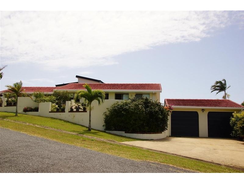 2 Hillside Drive, Grasstree Beach QLD 4740