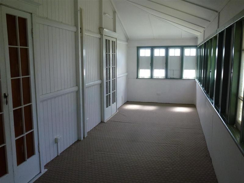 12 Mary Street, Nebo QLD 4742