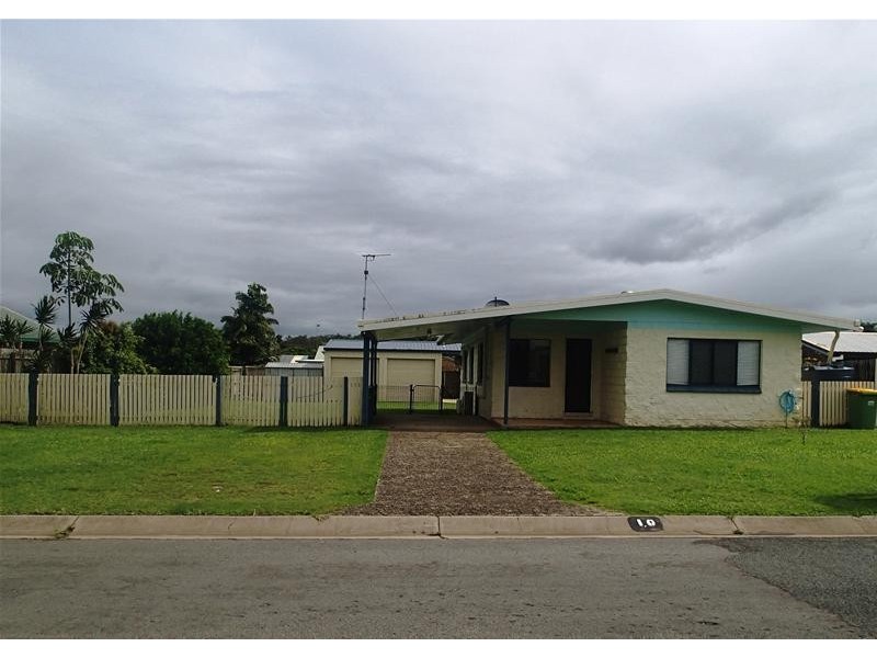 10 Michael Avenue, Sarina QLD 4737