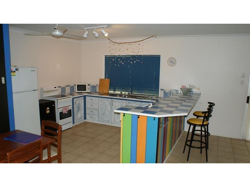 85 Colonial Drive, Clairview QLD 4741