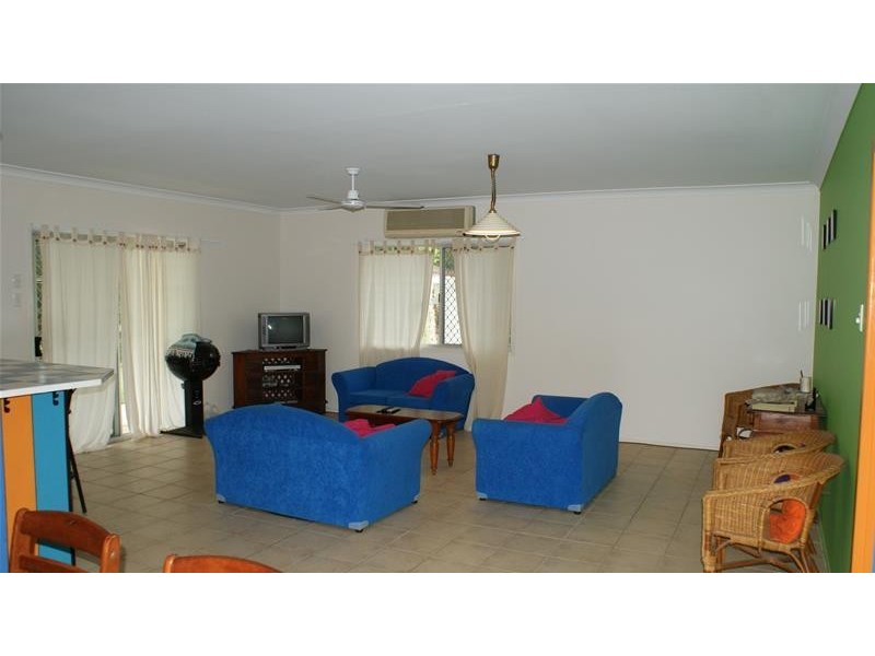 85 Colonial Drive, Clairview QLD 4741