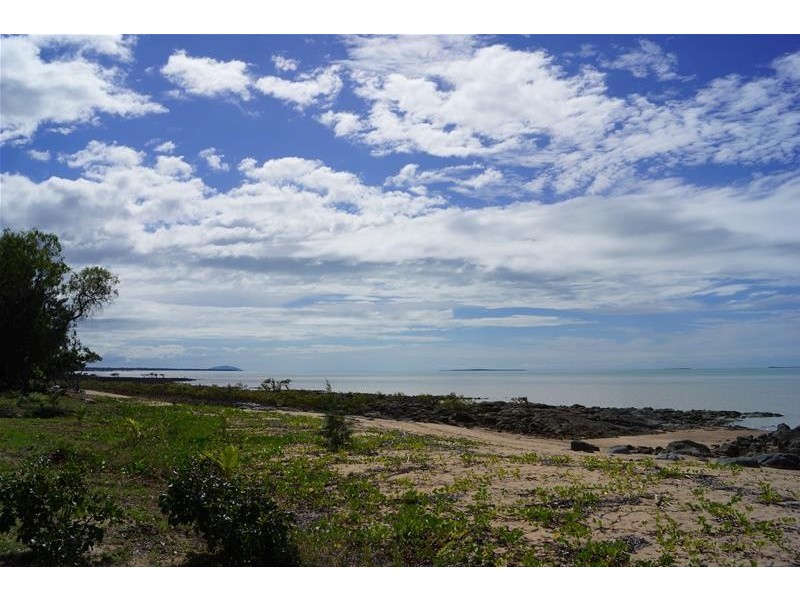 85 Colonial Drive, Clairview QLD 4741