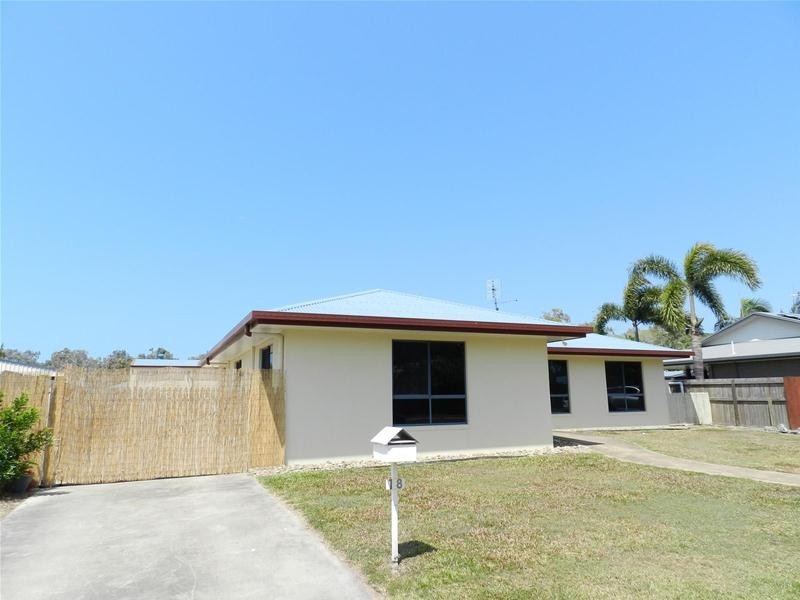 18 Swan Street, Armstrong Beach QLD 4737