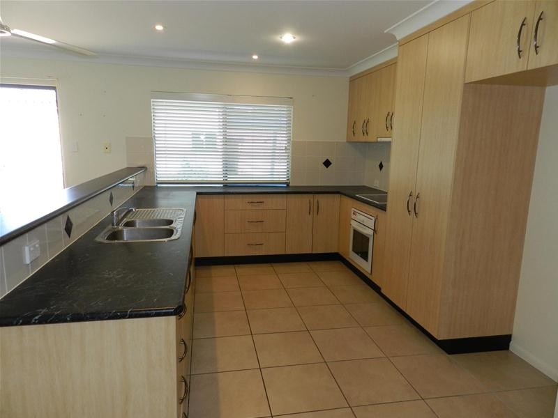 18 Swan Street, Armstrong Beach QLD 4737