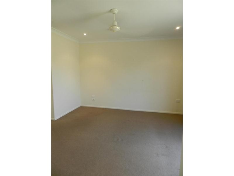 18 Swan Street, Armstrong Beach QLD 4737